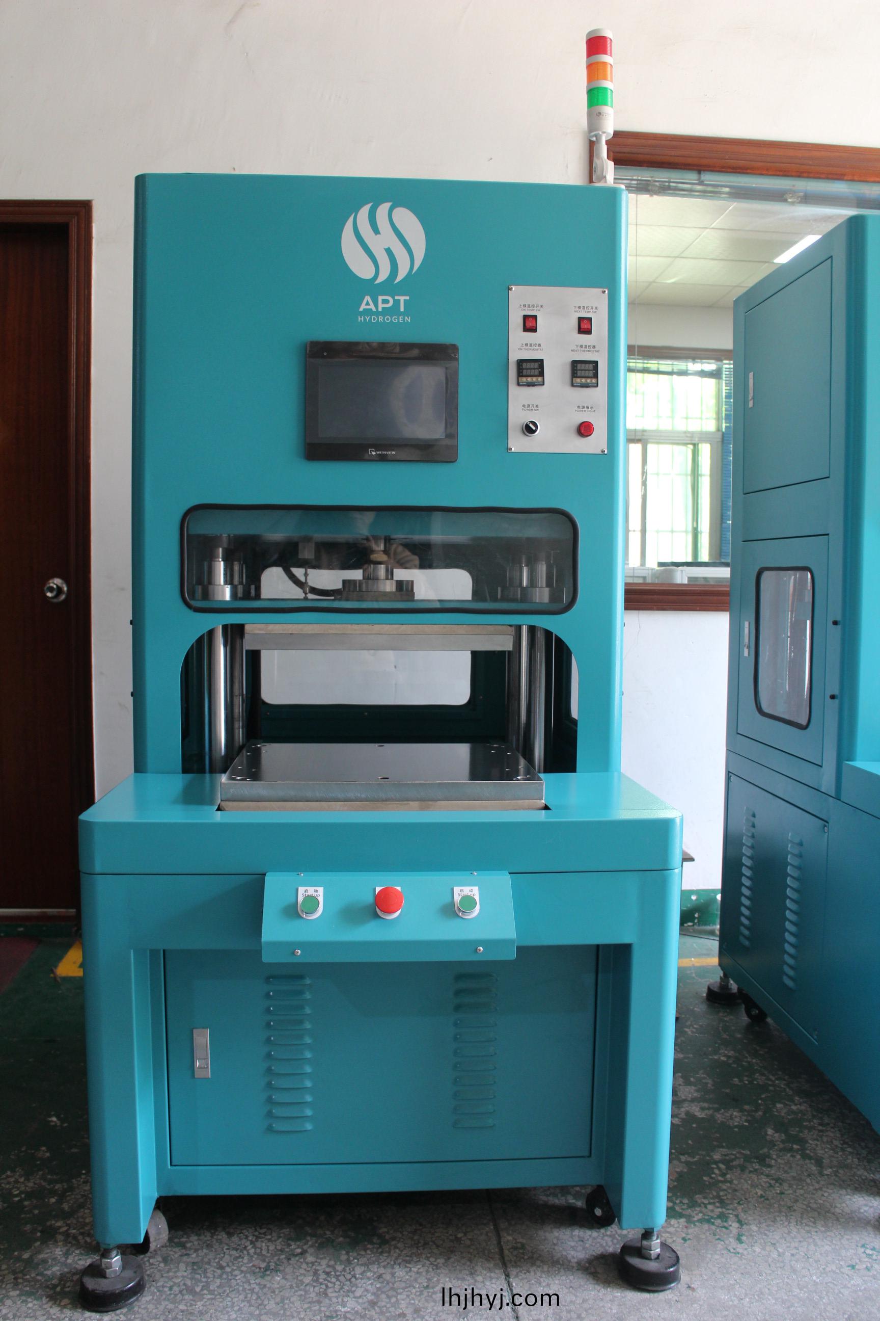 檯(tai)灣客戶(hu)-伺(ci)服10噸滑檯熱壓機(ji) (5).JPG